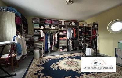 Maison - 222 m² - 7 pièces