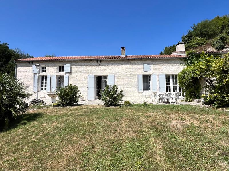 Maison - 195 m² - 6 pièces