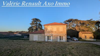 Maison en pierre - 278 m² - 8 pièces