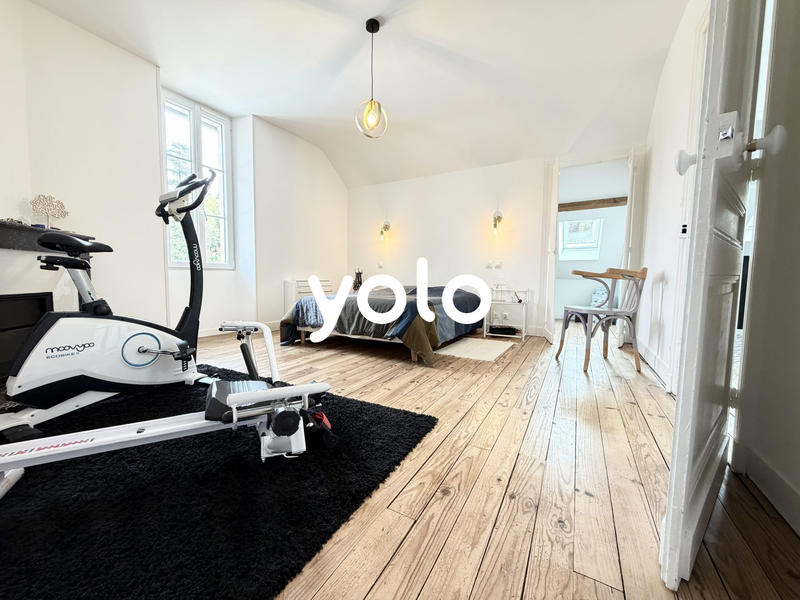 Maison - 127 m² - 7 pièces