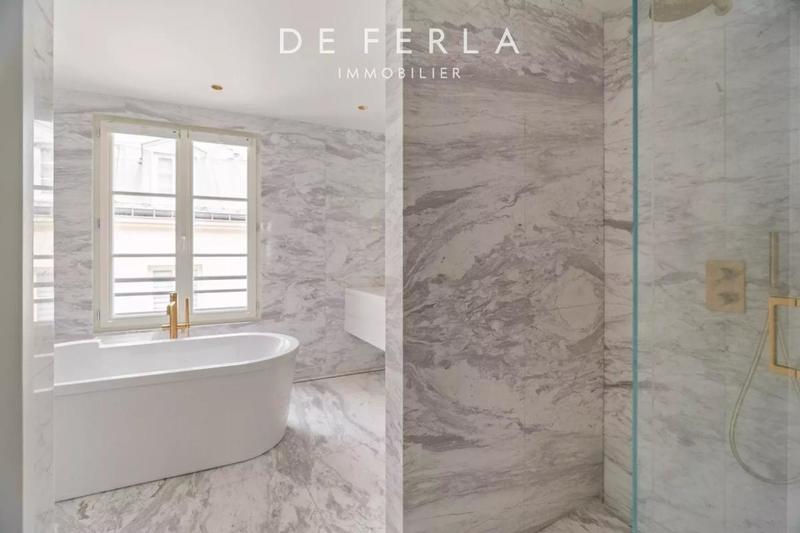 Duplex - 206 m² - 5 pièces