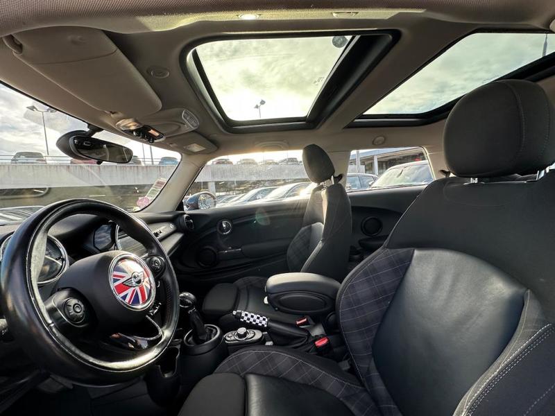 Mini Mini III (F56) 1.5 Cooper 136 Edition Blackfriars Bva