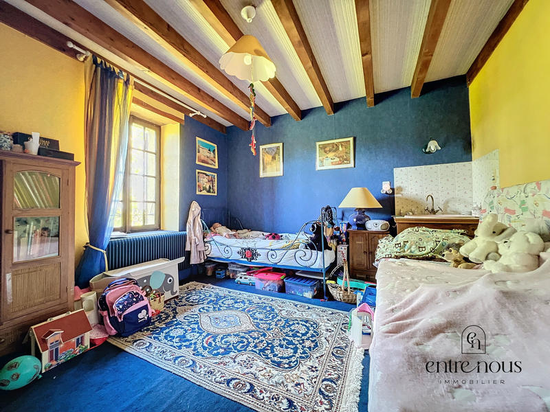 Maison - 220 m² - 6 pièces