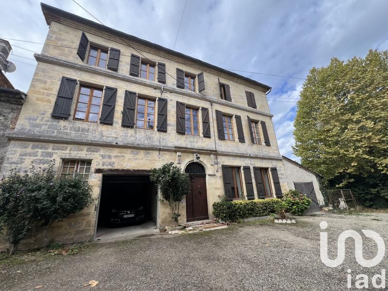 Maison - 160 m² - 8 pièces