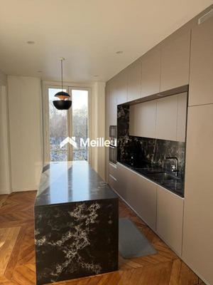 Appartement - 127 m² - 5 pièces