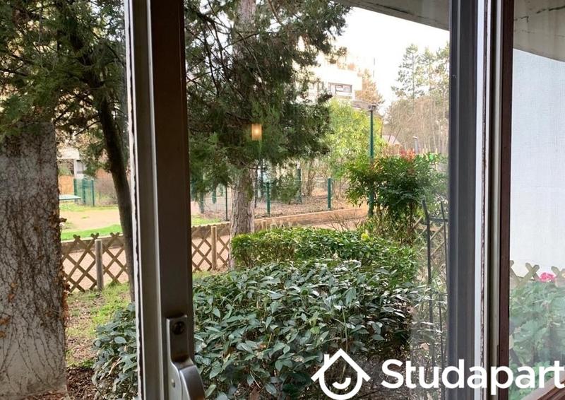 Chambre - 9 m² - 1 pièce