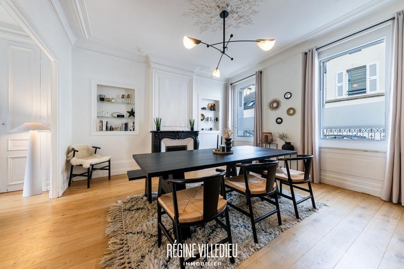 Maison - 167 m² - 8 pièces