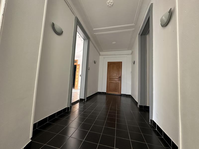 Appartement - 150 m² - 4 pièces