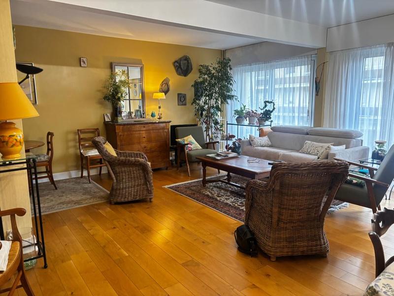 Appartement - 87 m² - 3 pièces