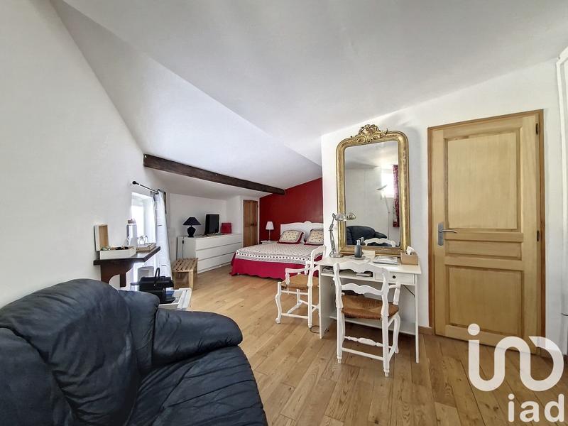 Maison - 215 m² - 8 pièces