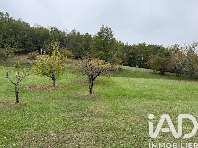 Maison - 218 m² - 6 pièces