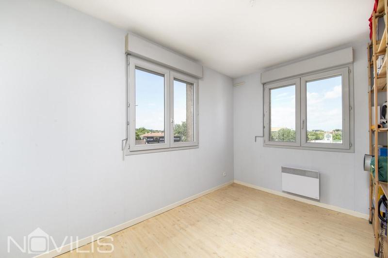 Appartement - 81 m² - 4 pièces