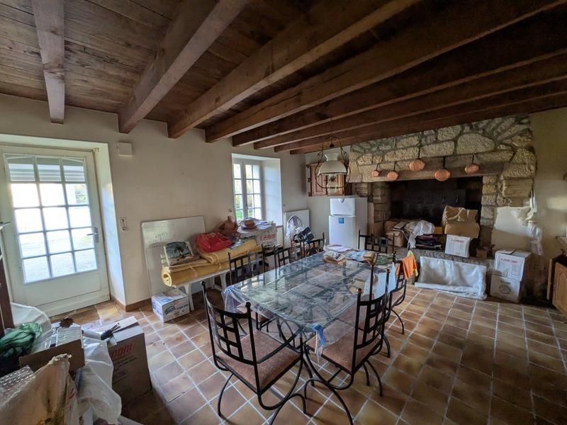 Propriété - 180 m² - 6 pièces