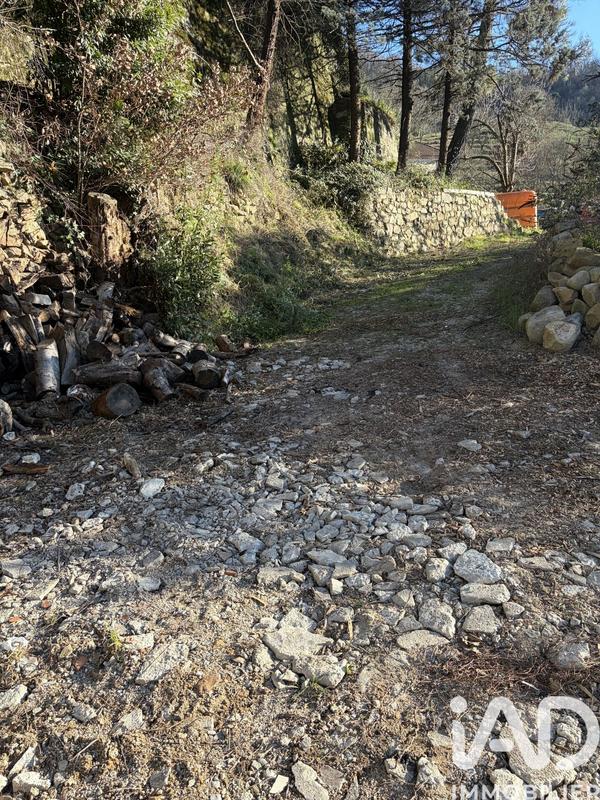 Maison - 100 m² - 9 pièces