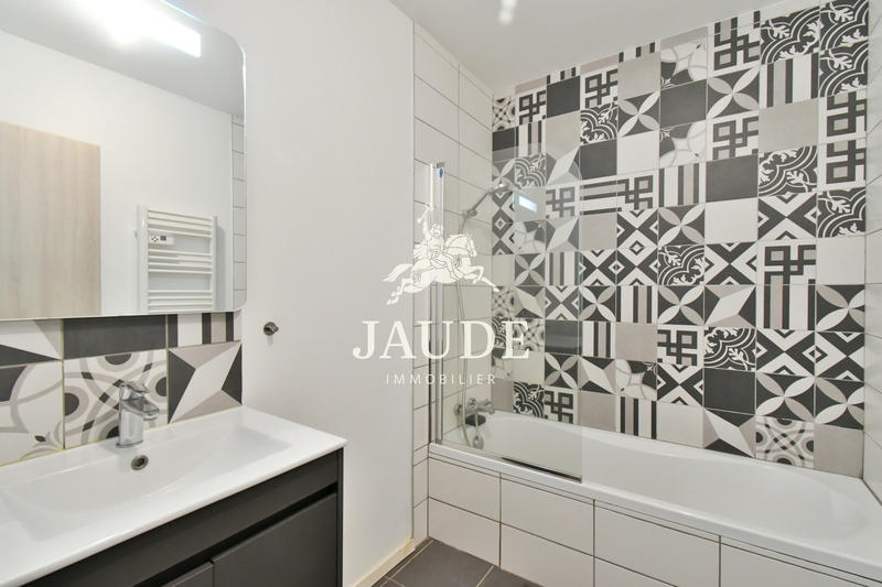 Maison - 121 m² - 5 pièces