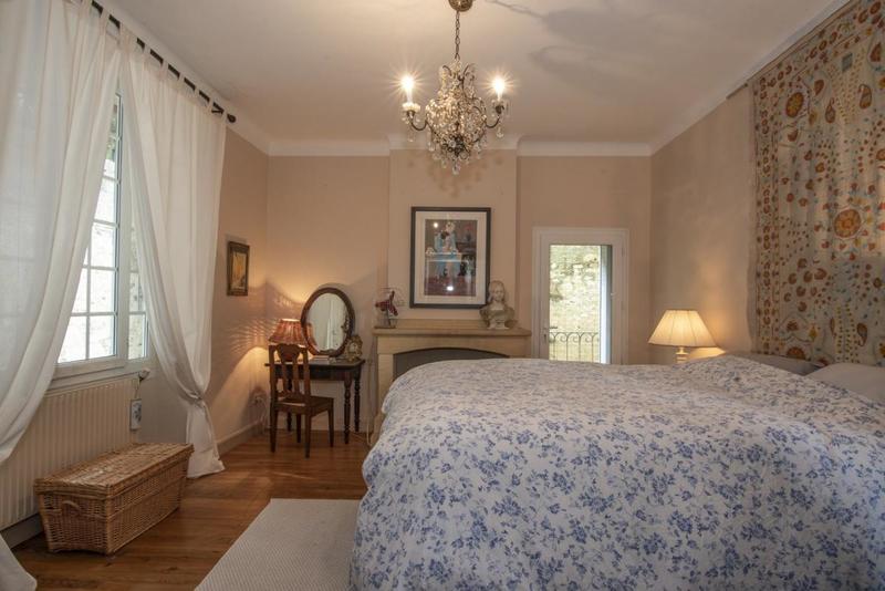 Maison de ville - 215 m² - 7 pièces