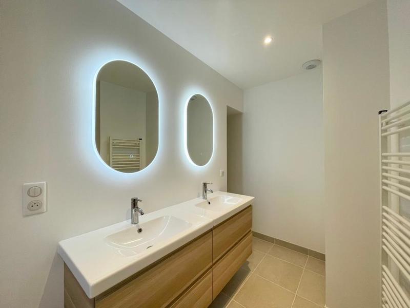 Appartement - 99 m² - 3 pièces