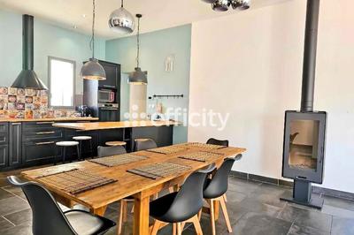 Villa - 140 m² - 5 pièces