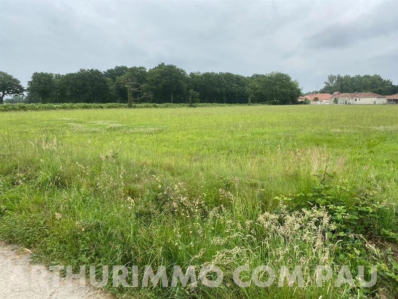 Terrain constructible - 7 890 m²