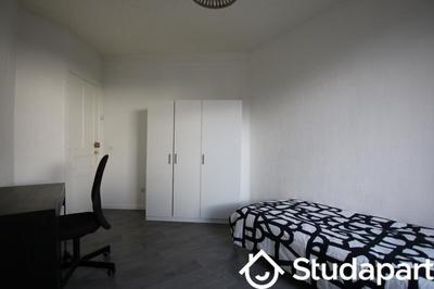 Chambre - 12 m² - 1 pièce