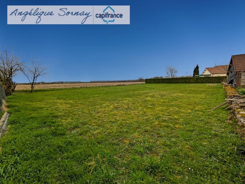 Terrain constructible - 1 253 m²