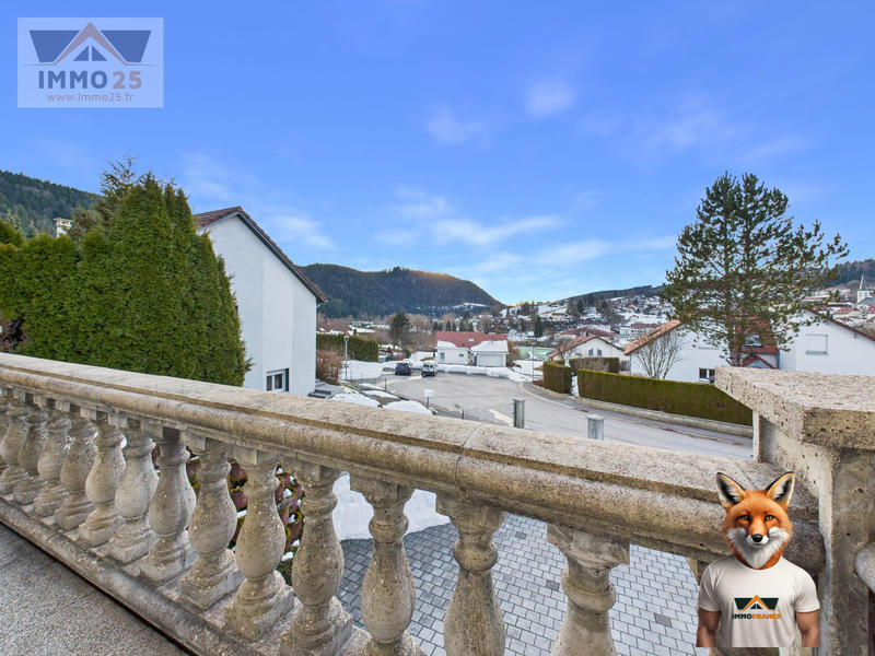 Maison - 153 m² - 8 pièces