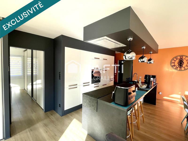 Maison - 177 m² - 7 pièces