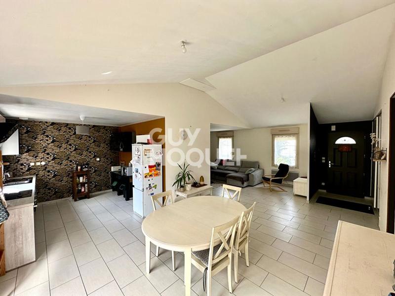 Maison - 120 m² - 7 pièces