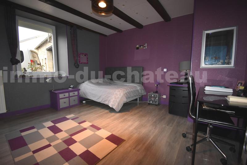 Maison - 230 m² - 6 pièces