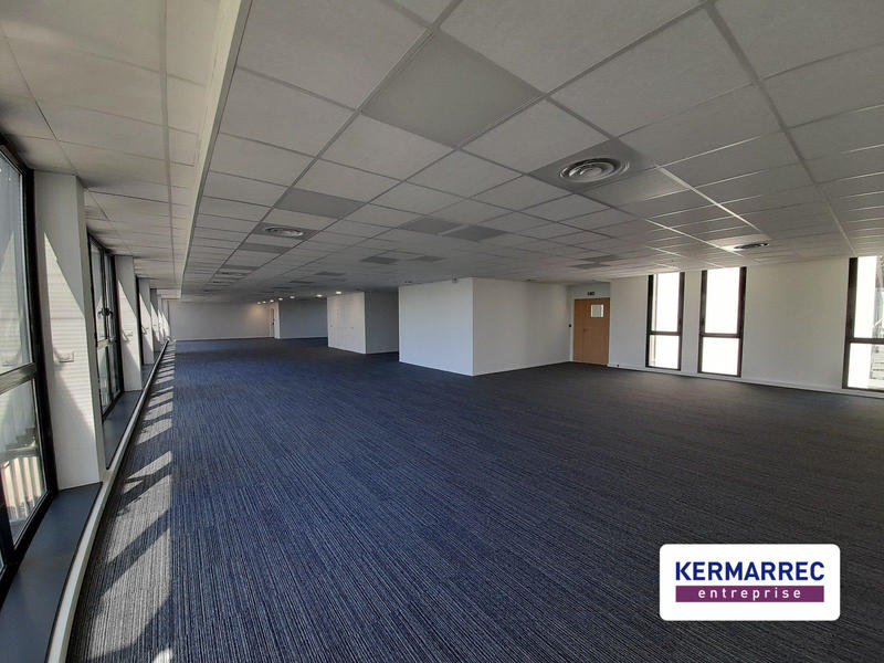 Bureau - 990 m²