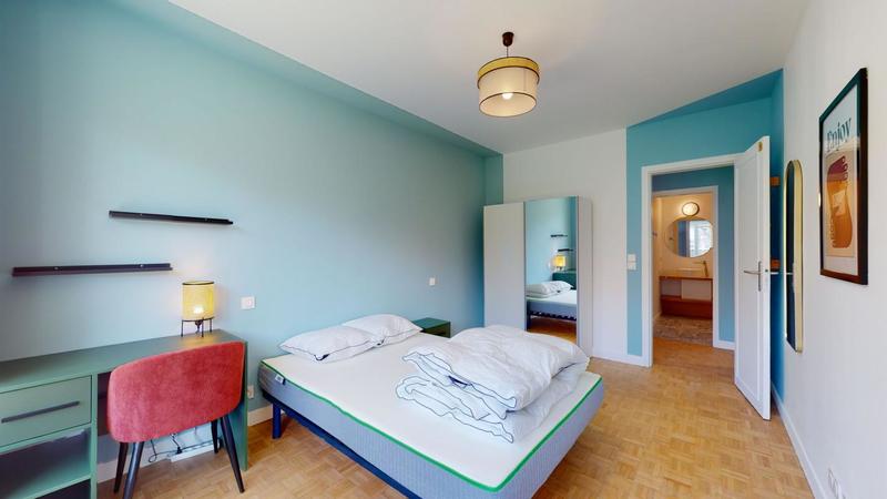 Appartement - 115 m² - 6 pièces