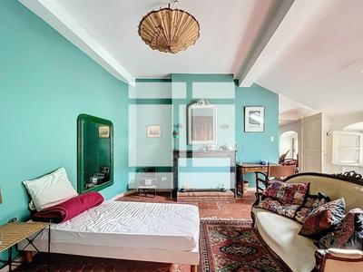 Appartement - 82 m² - 2 pièces