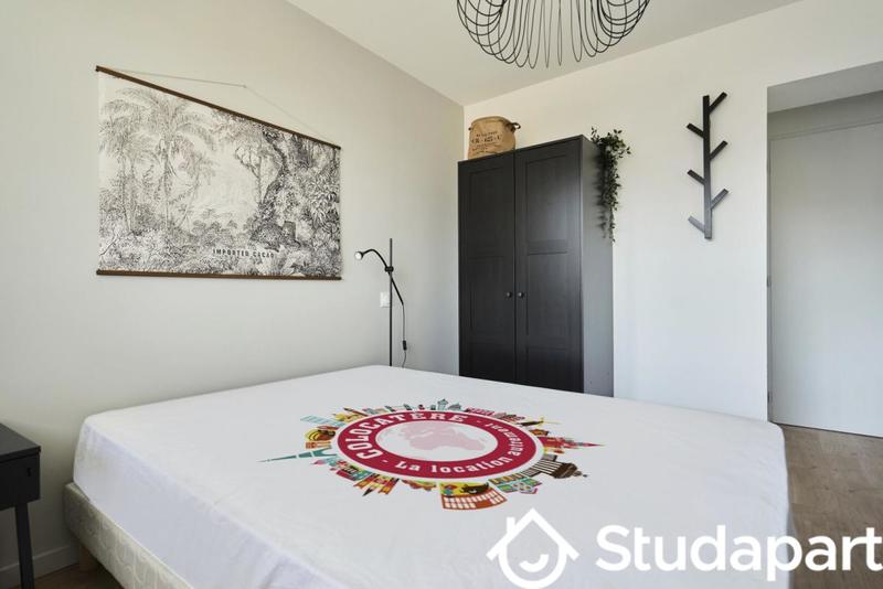 Chambre - 12 m² - 1 pièce