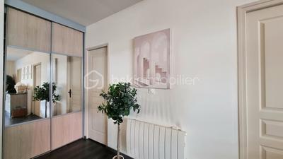 Appartement - 75 m² - 3 pièces