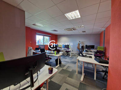 Bureau - 136 m²