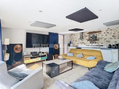 Maison ancienne - 235 m² - 7 pièces