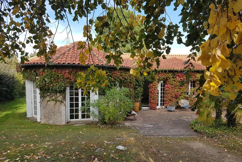 Maison - 194 m² - 6 pièces