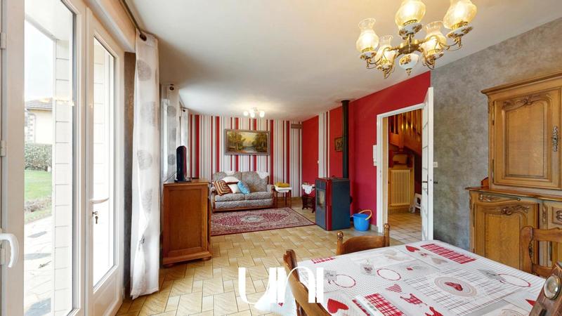 Maison - 147 m² - 6 pièces