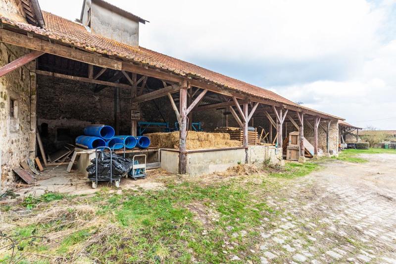 Immeuble - 2 736 m²