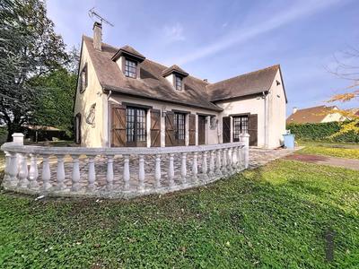 Maison - 180 m² - 6 pièces