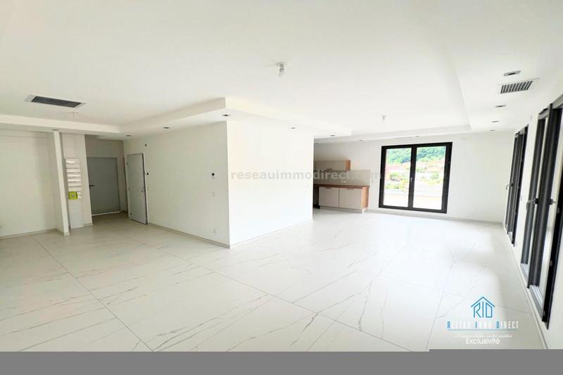 Appartement - 110 m² - 5 pièces