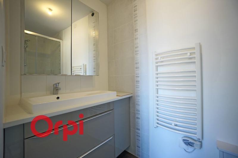 Appartement - 65 m² - 2 pièces