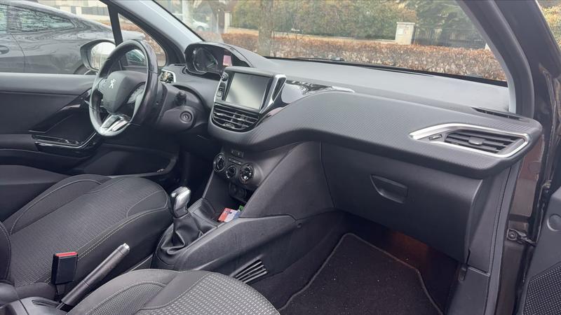 Peugeot 208 1.2 PureTech 110 Allure