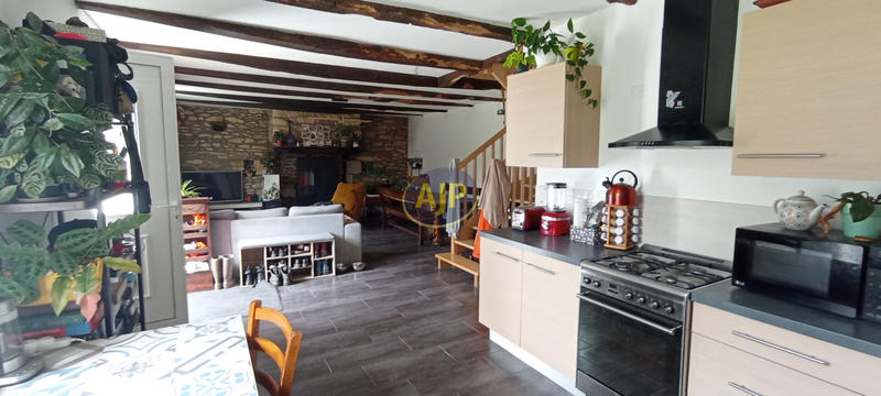 Maison - 156 m² - 8 pièces