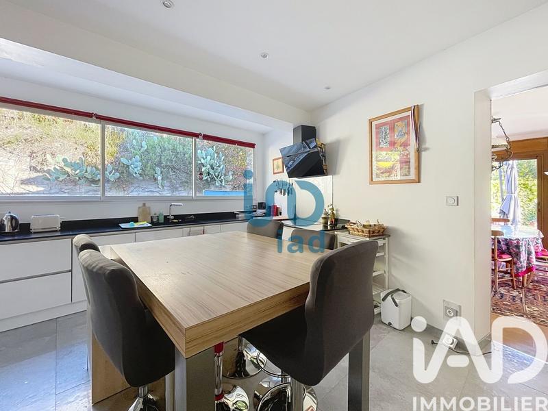 Maison de maîtres - 260 m² - 7 pièces