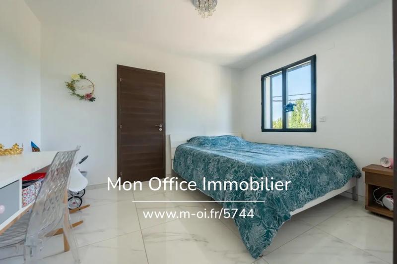 Villa - 138 m² - 5 pièces