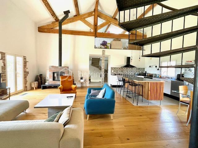 Mas - 186 m² - 5 pièces