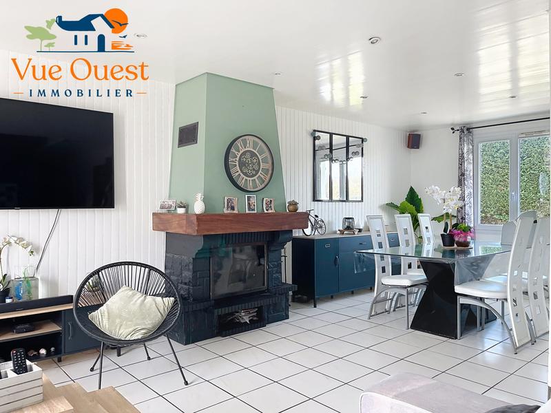 Maison - 93 m² - 6 pièces