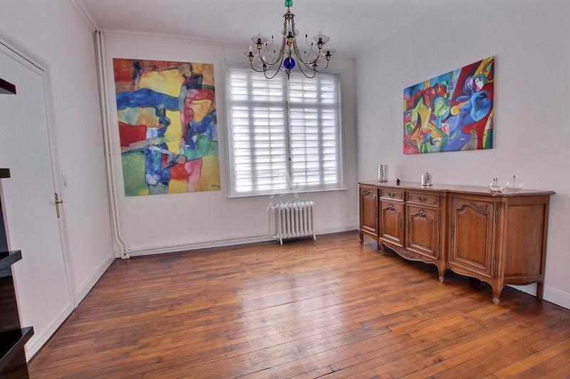 Maison bourgeoise - 181 m² - 6 pièces