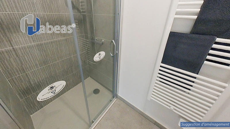 Appartement - 99 m² - 4 pièces